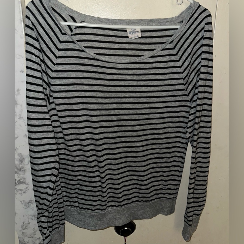 Womens Size XS PINK Top.